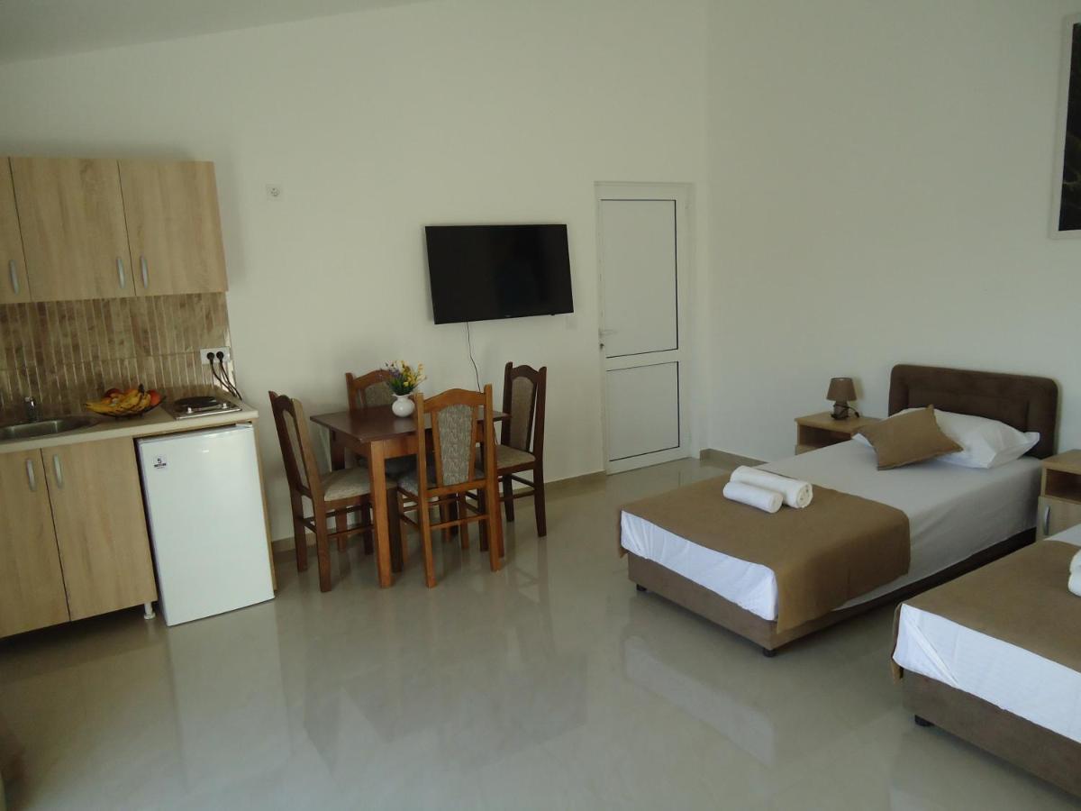 Vila Nina Donji Stoj อุลซิน ภายนอก รูปภาพ